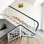 Casa Micle - Free Private Parking Hotel