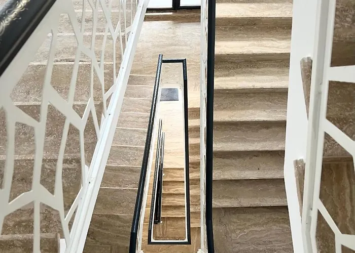 Casa Micle - Free Private Parking 酒店 4*